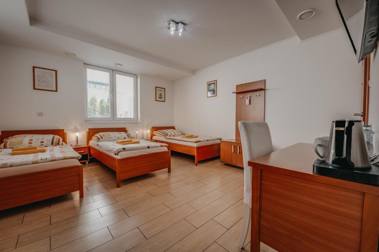 City Penzion Hotel Kosice Exterior photo